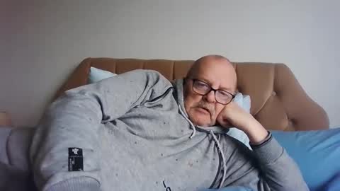 old_fkr online show from January 31, 2025, 12:51 pm