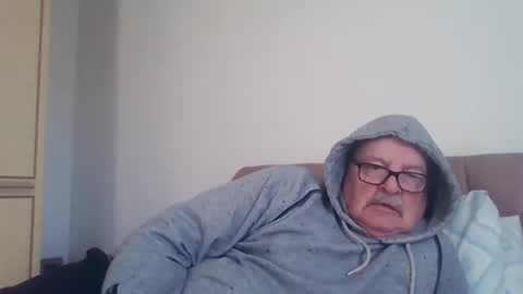 old_fkrr_ online show from November 23, 2025, 9:31 am