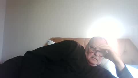 old_fkrr_ online show from April 5, 2026, 4:15 pm