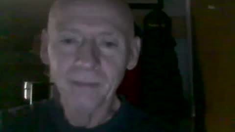 oldbuthorny62 online show from October 18, 2025, 6:37 am