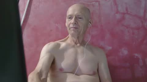 oldbuthorny62 online show from May 16, 2026, 3:00 pm