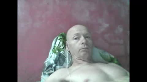 oldbuthorny62 online show from May 26, 2026, 1:23 am