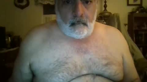 Snapshot of oldcockforyngladies chatting on December 22, 2024, 11:11 am oldcockforyngladies online show from December 22, 2024, 11:11 am