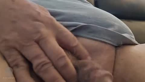 oldmanhorny19 online show from March 1, 2025, 1:07 pm