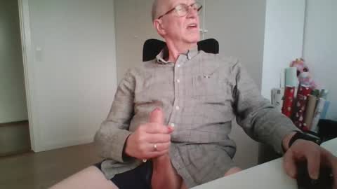 Snapshot of oldth chatting on March 4, 2026, 7:14 am oldth online show from March 4, 2026, 7:14 am