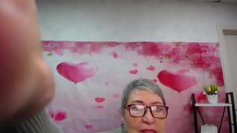 Snapshot of olgaluck chatting on May 18, 2026, 5:02 am OlgaLuck online show from May 18, 2026, 5:02 am