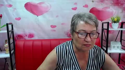 Snapshot of olgaluck chatting on July 6, 2026, 5:15 am OlgaLuck online show from July 6, 2026, 5:15 am