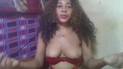 Snapshot of olinaa chatting on April 27, 2026, 5:55 pm olinaa online show from April 27, 2026, 5:55 pm