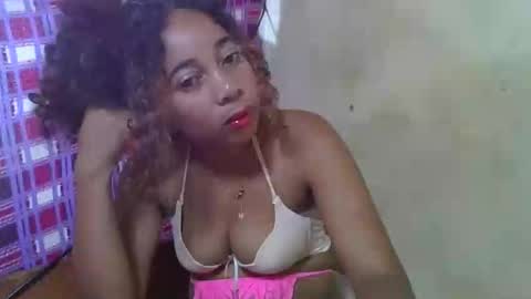 Snapshot of olinaa chatting on May 4, 2026, 2:02 pm olinaa online show from May 4, 2026, 2:02 pm
