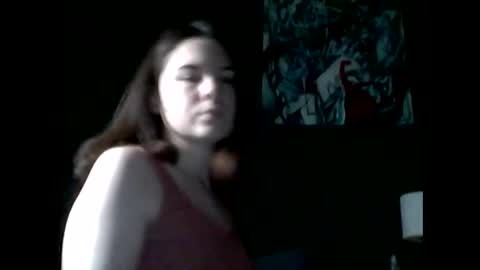 Snapshot of olivepeach chatting on March 30, 2026, 10:05 am Oil online show from March 30, 2026, 10:05 am