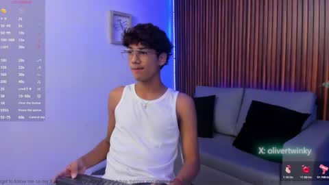 oliver20__ online show from April 21, 2026, 5:14 am