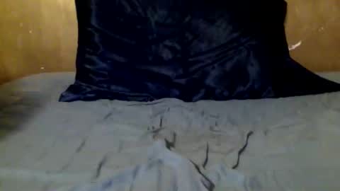 oliver_8 online show from May 26, 2026, 4:14 pm