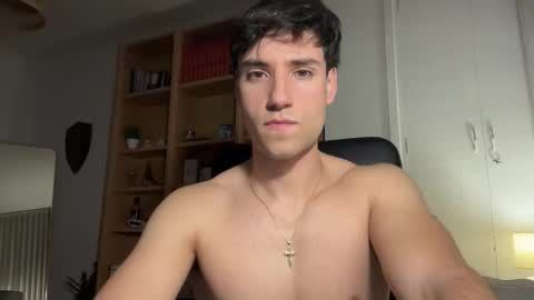 Snapshot of oliver_97 chatting on December 13, 2025, 10:15 pm oliver online show from December 13, 2025, 10:15 pm