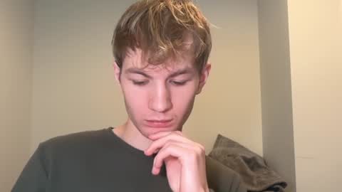 Snapshot of oliver_beck chatting on December 26, 2024, 9:15 pm Oliver Beck online show from December 26, 2024, 9:15 pm