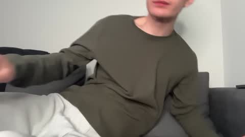 Snapshot of oliver_beck chatting on February 2, 2025, 1:55 am Oliver Beck online show from February 2, 2025, 1:55 am