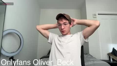 Snapshot of oliver_beck chatting on November 15, 2025, 8:05 pm Oliver Beck online show from November 15, 2025, 8:05 pm