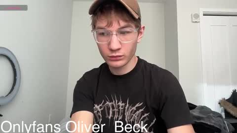 Snapshot of oliver_beck chatting on November 16, 2025, 7:41 pm Oliver Beck online show from November 16, 2025, 7:41 pm