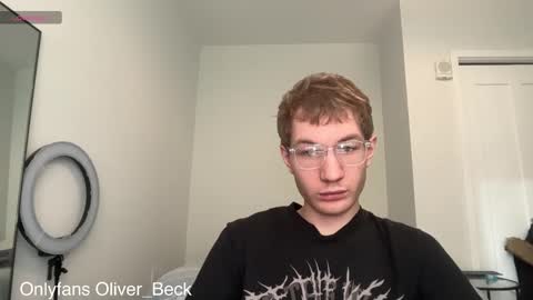 Snapshot of oliver_beck chatting on November 27, 2025, 8:00 pm Oliver Beck online show from November 27, 2025, 8:00 pm