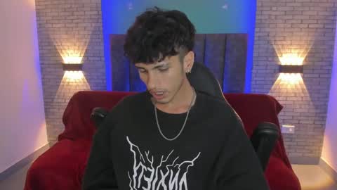 Oliver fast online show from December 4, 2024, 11:52 am