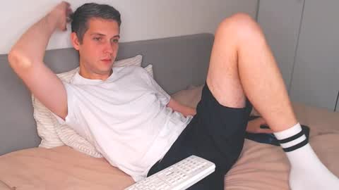 Oliver online show from September 22, 2025, 4:53 pm