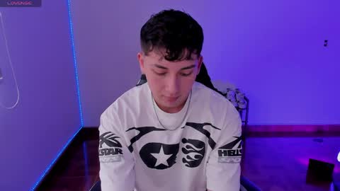 oliveeer online show from April 11, 2026, 6:56 pm