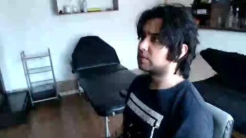 Snapshot of oliver_laid_2023 chatting on October 21, 2025, 6:41 pm oliver_laid_2023 online show from October 21, 2025, 6:41 pm