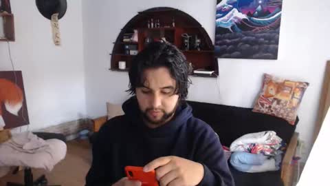 oliver_laid_2023 online show from January 16, 2026, 8:02 pm