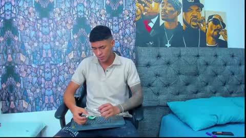 Snapshot of oliver_smith_2 chatting on December 29, 2024, 10:03 pm oliver_smith_2 online show from December 29, 2024, 10:03 pm