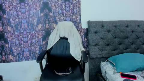 Snapshot of oliver_smith_2 chatting on February 23, 2025, 4:24 pm oliver_smith_2 online show from February 23, 2025, 4:24 pm