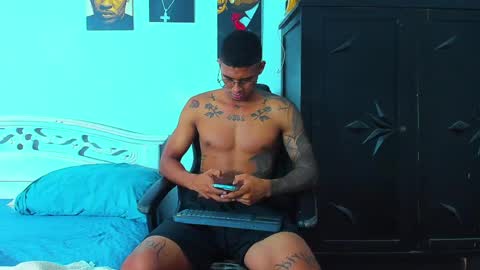 oliver_smith_2 online show from May 31, 2026, 2:13 pm