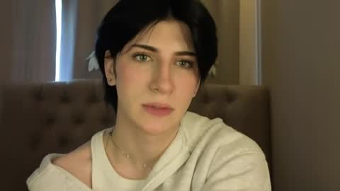 oliver online show from April 6, 2026, 12:06 pm