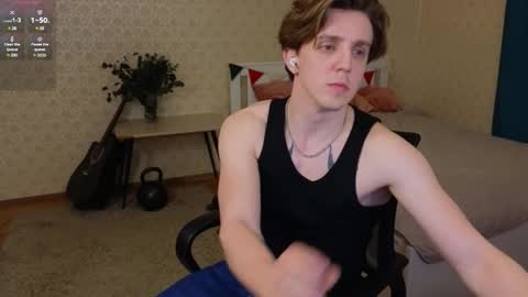 Snapshot of oliver_travis chatting on February 16, 2025, 12:41 am Oliver Evans online show from February 16, 2025, 12:41 am