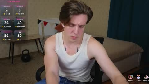 Snapshot of oliver_travis chatting on September 12, 2025, 12:22 am Oliver Evans online show from September 12, 2025, 12:22 am