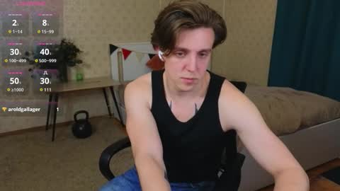 Snapshot of oliver_travis chatting on September 13, 2025, 1:49 am Oliver Evans online show from September 13, 2025, 1:49 am