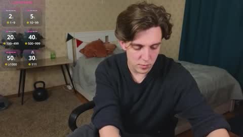 Snapshot of oliver_travis chatting on October 9, 2025, 12:41 am Oliver Evans online show from October 9, 2025, 12:41 am