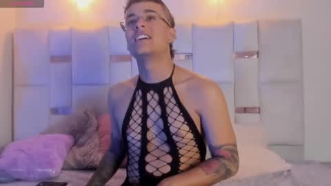 Snapshot of olivermontiel chatting on September 25, 2025, 8:23 pm Oliver online show from September 25, 2025, 8:23 pm