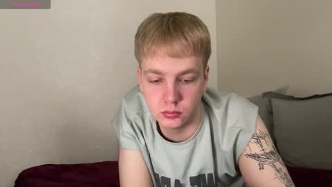 Snapshot of olivertasty chatting on November 2, 2025, 1:13 pm oliver online show from November 2, 2025, 1:13 pm