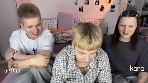 Snapshot of olivertasty chatting on January 6, 2026, 10:30 am oliver online show from January 6, 2026, 10:30 am