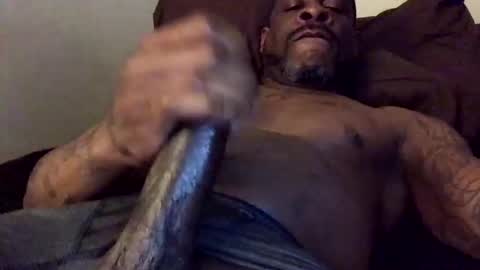 olivertwist1273 online show from February 10, 2025, 3:35 am