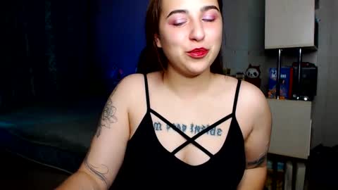 olivia_defo online show from October 27, 2025, 2:10 pm