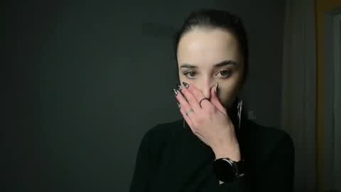 Olivia online show from January 17, 2025, 6:44 pm