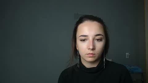 Olivia online show from September 27, 2025, 1:05 pm