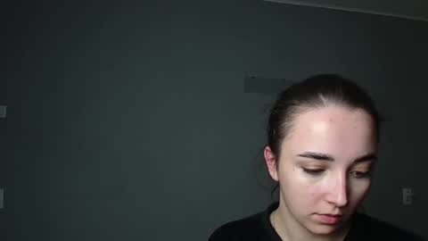 Olivia online show from April 13, 2026, 9:20 pm