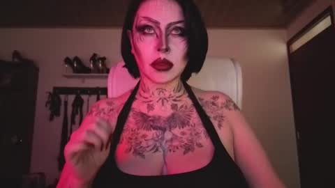   online show from December 1, 2025, 2:11 pm