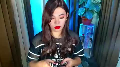 Snapshot of olivia_the_temptress27 chatting on October 23, 2025, 6:02 am Miss OLIVIA online show from October 23, 2025, 6:02 am