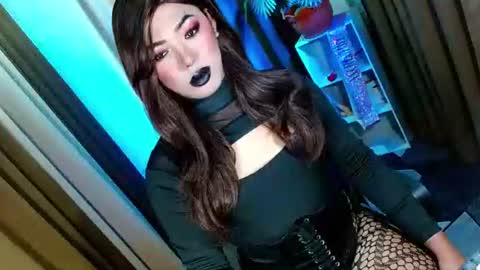 Snapshot of olivia_the_temptress27 chatting on October 26, 2025, 8:09 am Miss OLIVIA online show from October 26, 2025, 8:09 am