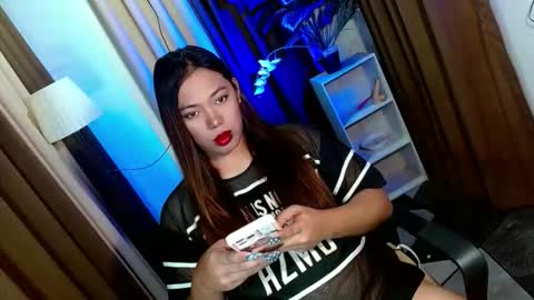 Snapshot of olivia_the_temptress27 chatting on December 4, 2025, 10:02 am Miss OLIVIA online show from December 4, 2025, 10:02 am