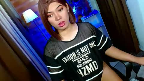 Snapshot of olivia_the_temptress27 chatting on March 7, 2026, 10:01 am Miss OLIVIA online show from March 7, 2026, 10:01 am