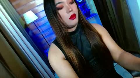 Snapshot of olivia_the_temptress27 chatting on March 13, 2026, 10:22 am Miss OLIVIA online show from March 13, 2026, 10:22 am