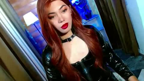 Snapshot of olivia_the_temptress27 chatting on March 23, 2026, 9:02 am Miss OLIVIA online show from March 23, 2026, 9:02 am